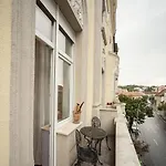 Matei Corvin Deluxe Apartment