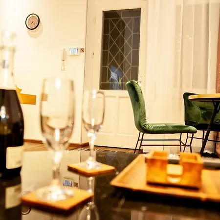 Matei Corvin Deluxe Διαμέρισμα *