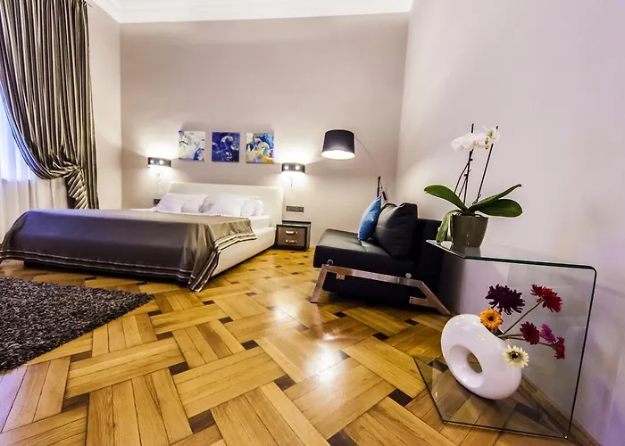 Matei Corvin Deluxe Apartamento *