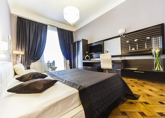 Matei Corvin Deluxe * Cluj-Napoca