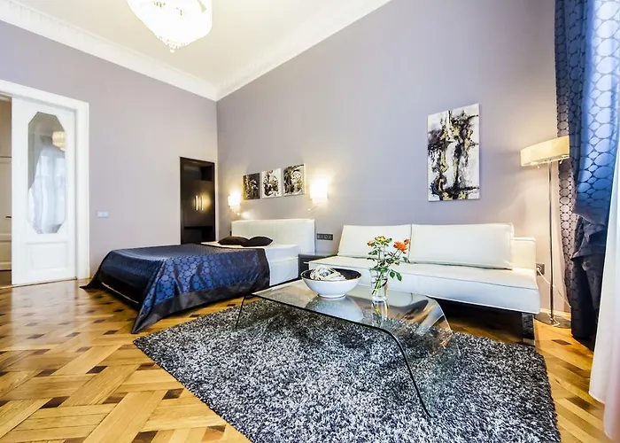 Matei Corvin Deluxe Apartamento